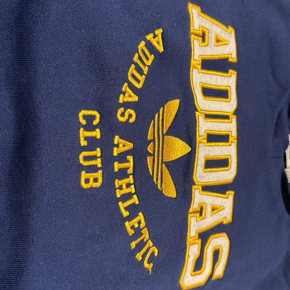 Adidas sweatshirt and sweatpants - Picture 4 of 9